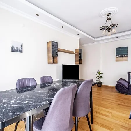 Flat In Maltepe With Balcony Near Shopping Malls * Istanbul