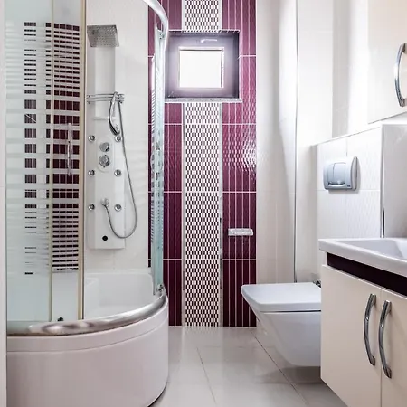 Flat In Maltepe With Balcony Near Shopping Malls Apartment *
